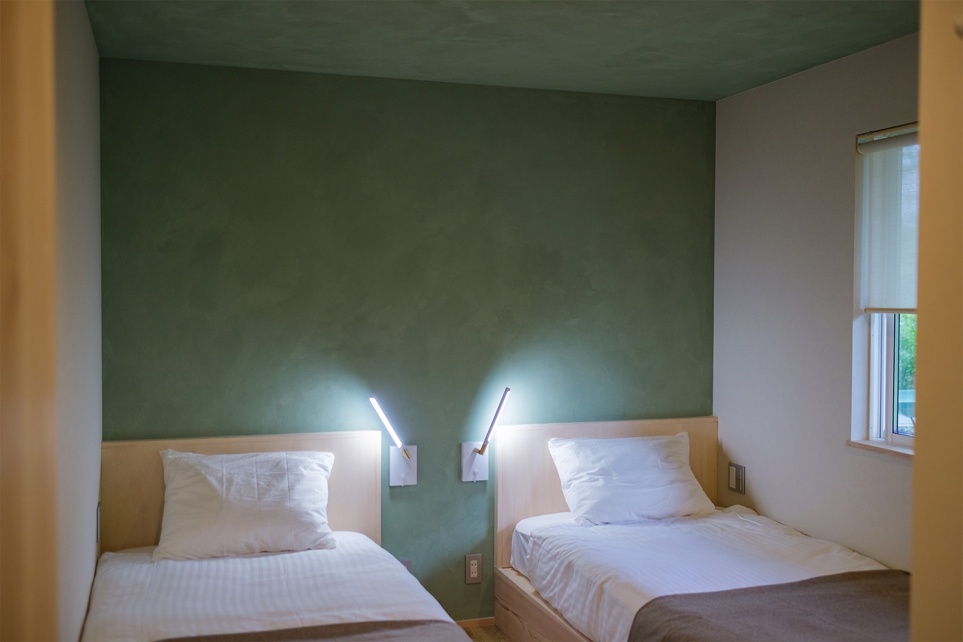 コテージで自然を満喫 | 山梨の一棟貸しならヒュッゲの森 Hostel&Workspace